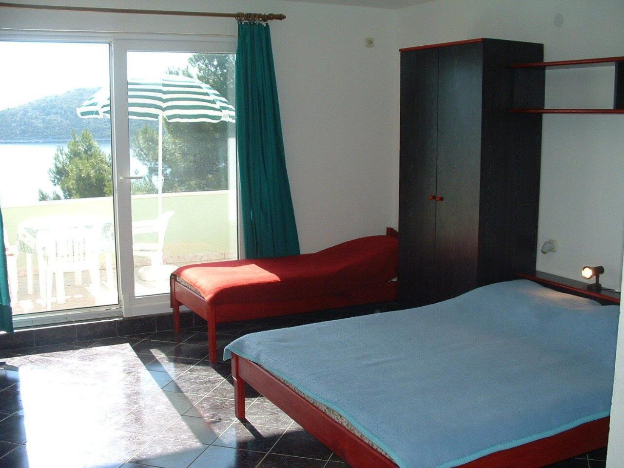 Apartments Tonka Vinišće Eksteriør billede